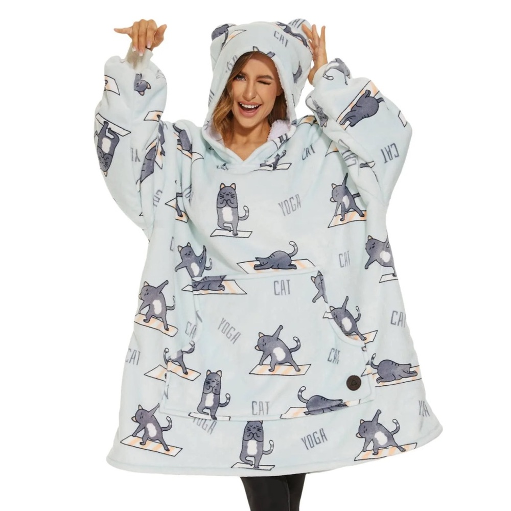 THREE POODLE Wearable Blanket Hoodie Oversized Sherpa Sweatshirt Blanket sizes